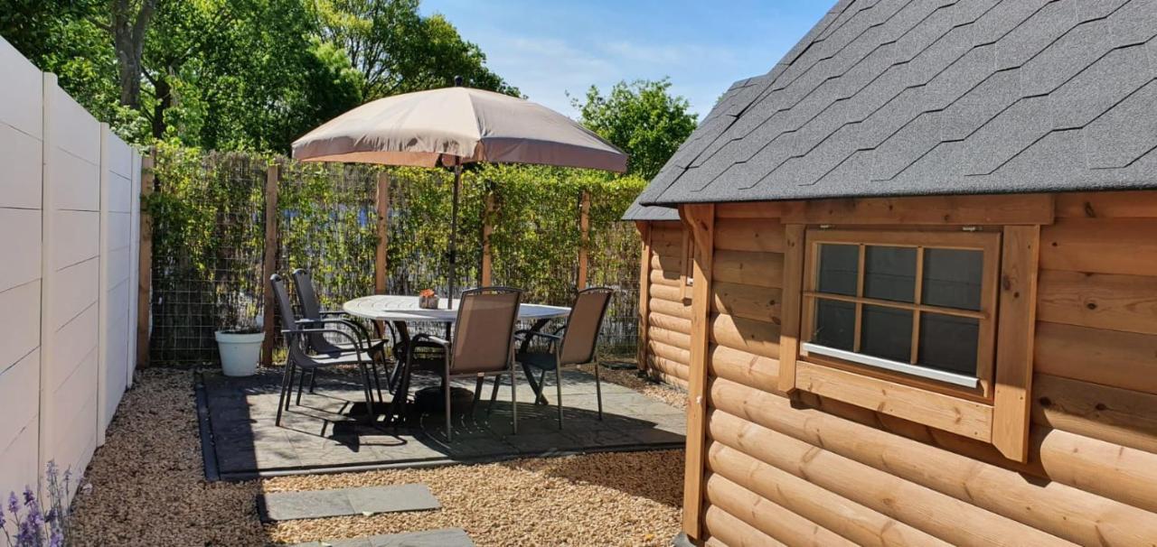 Villa Finse Kota - Tiny House Oostkapelle Exterior foto